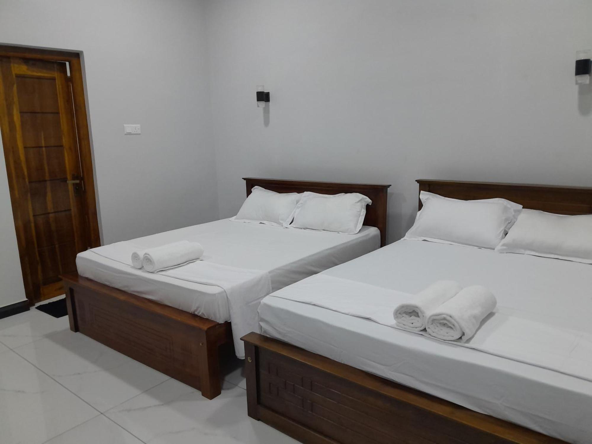 Alps Villa Jaffna Ngoại thất bức ảnh